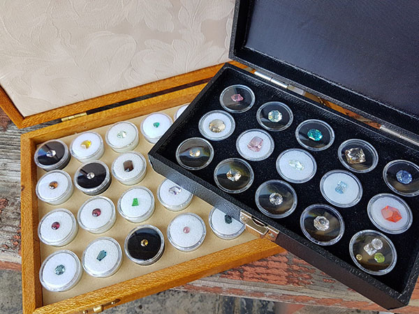 gem-collection-gems-in-cases